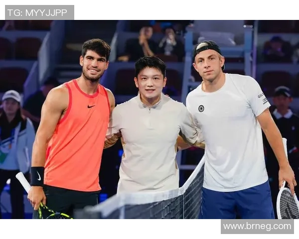 上海网球队在网球耐力排名中创下新高引发广泛关注与赞誉 上海网球队在网球耐力排名中创下新高引发广泛关注与赞誉