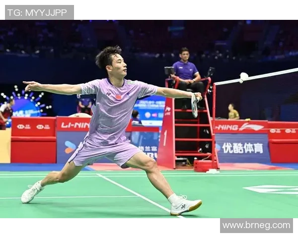 杭州羽毛球队在世锦赛中的灵活性表现分析与点评 杭州羽毛球队在世锦赛中的灵活性表现分析与点评